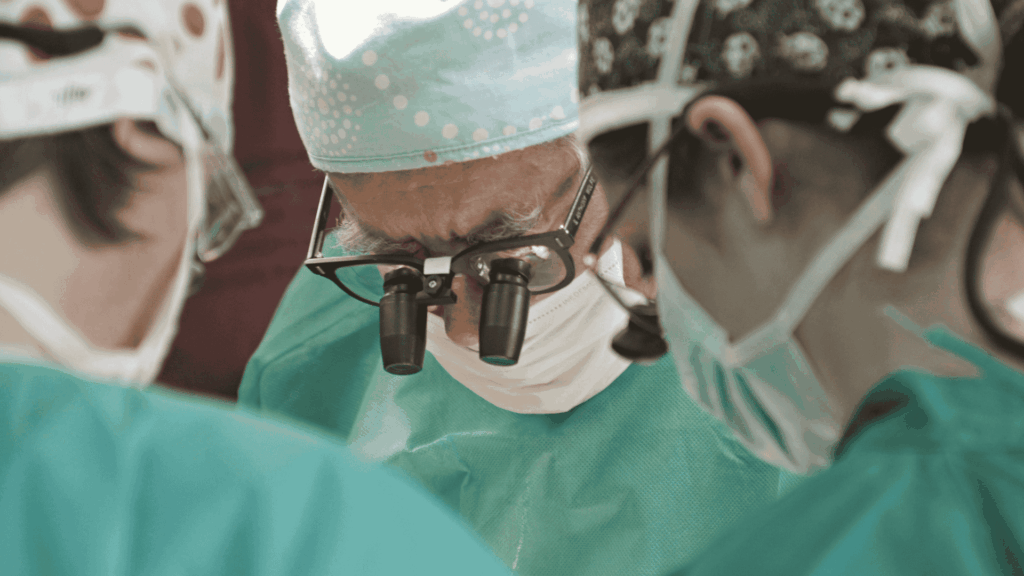 대형 병원 보안 응급실보안 응급수술 중환자실경비 병실경비 시설관리 시설보안 보안경비 시설경비