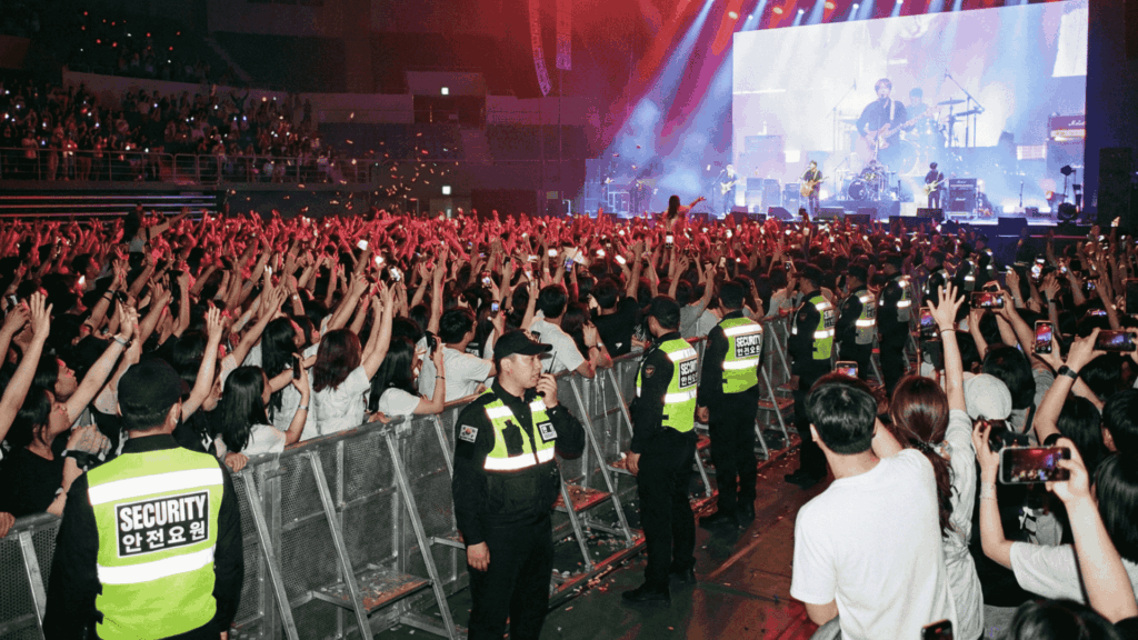 콘서트 현장보안 콘서트보안 팬미팅보안 팬미팅보안업체 콘서트보안업체 신변보호 콘서트경비