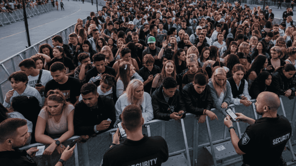 행사장경호 공연장경호 출입통제시스템 행사보안 공연보안 크리스마스행사보안