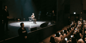 행사경호 거리 설정 행사경호 콘서트경호 팬미팅경호 기업행사경호 VIP경호 기업인경호