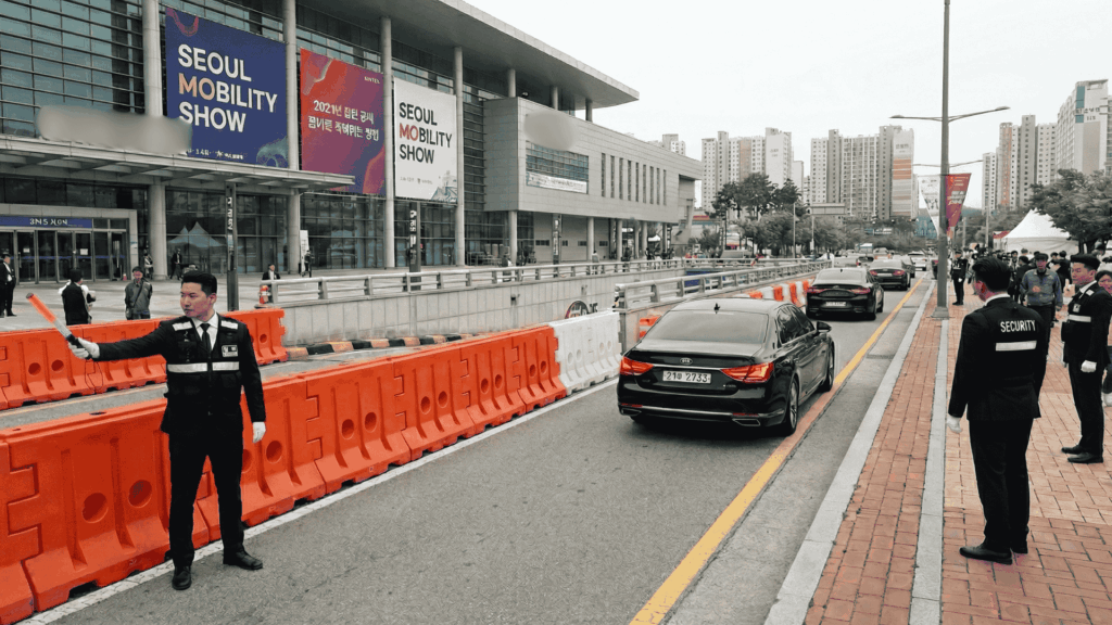 행사경비 구조 설계 행사경비운영 행사경비전문 행사경비운영회사 행사경비전문회사 혼잡교통유도경비업체 합법적인경비업체